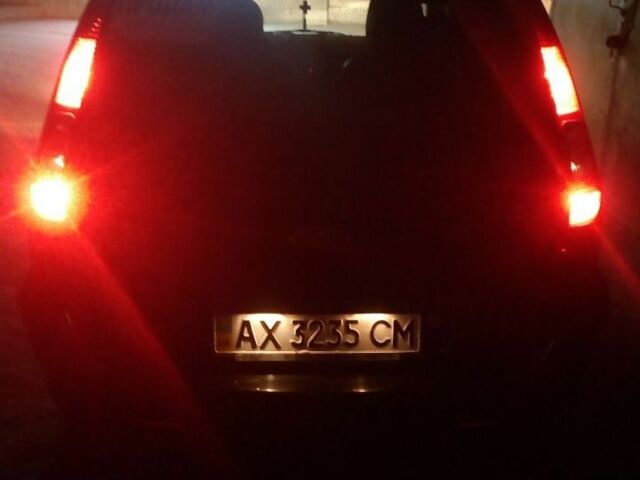 Черный Форд Фьюжн, объемом двигателя 1.6 л и пробегом 213 тыс. км за 6100 $, фото 18 на Automoto.ua