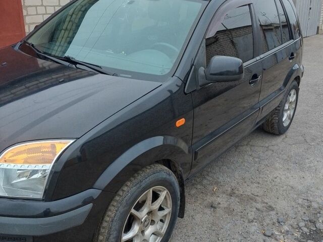 Чорний Форд Фьюжен, об'ємом двигуна 1.4 л та пробігом 212 тис. км за 5400 $, фото 1 на Automoto.ua