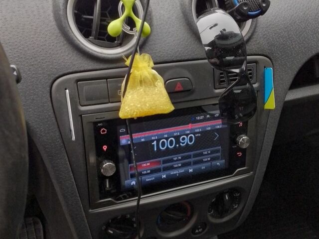 Чорний Форд Фьюжен, об'ємом двигуна 1.4 л та пробігом 212 тис. км за 5400 $, фото 6 на Automoto.ua