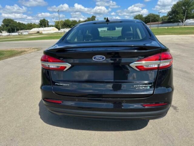 Чорний Форд Фьюжен, об'ємом двигуна 2 л та пробігом 49 тис. км за 10300 $, фото 4 на Automoto.ua