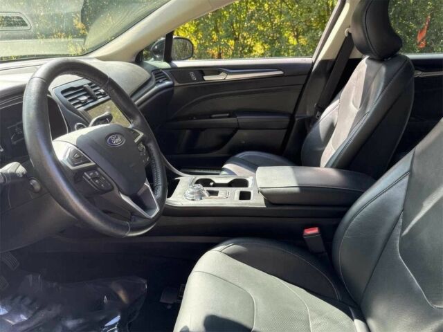 Форд Фьюжен 2019 у Житомирі на Automoto.ua Чорний Форд Фьюжен, об'ємом двигуна 2 л та пробігом 46 тис. км за 9300 $, фото 8 на Automoto.ua