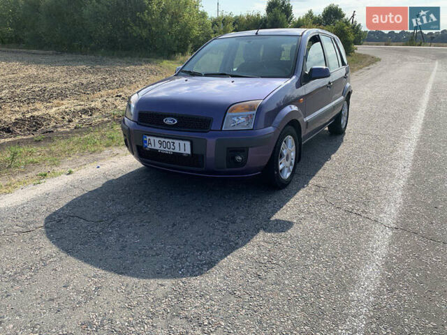 Фиолетовый Форд Фьюжн, объемом двигателя 1.4 л и пробегом 200 тыс. км за 5200 $, фото 3 на Automoto.ua