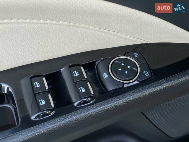 Коричневий Форд Фьюжен, об'ємом двигуна 2 л та пробігом 202 тис. км за 10500 $, фото 37 на Automoto.ua