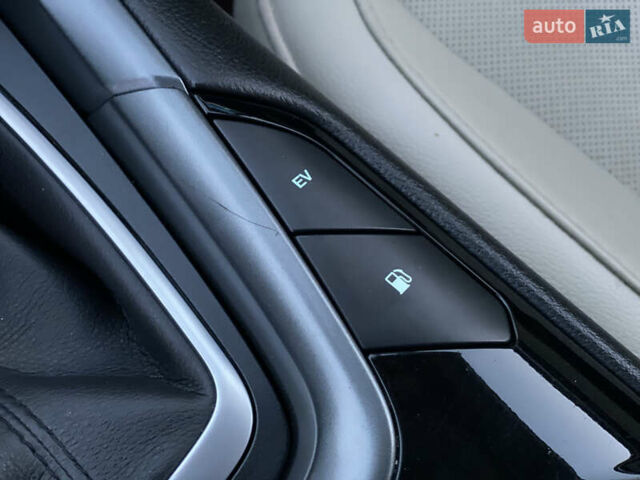 Коричневий Форд Фьюжен, об'ємом двигуна 2 л та пробігом 202 тис. км за 10500 $, фото 48 на Automoto.ua