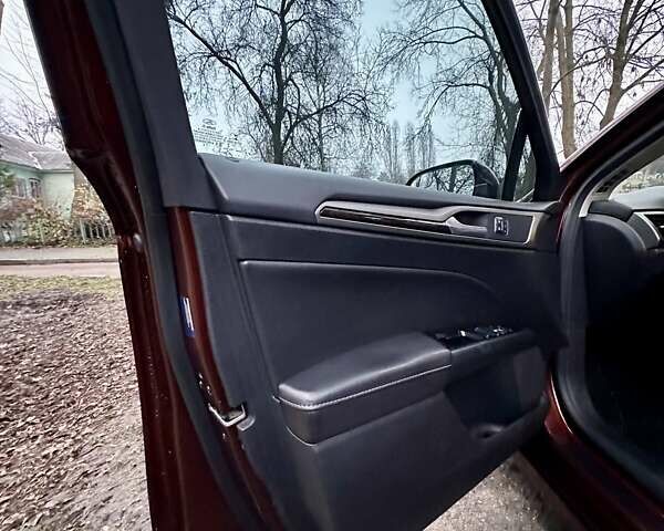 Коричневий Форд Фьюжен, об'ємом двигуна 2 л та пробігом 160 тис. км за 14500 $, фото 20 на Automoto.ua