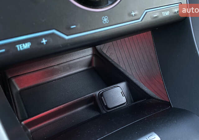 Коричневий Форд Фьюжен, об'ємом двигуна 2 л та пробігом 202 тис. км за 10500 $, фото 50 на Automoto.ua