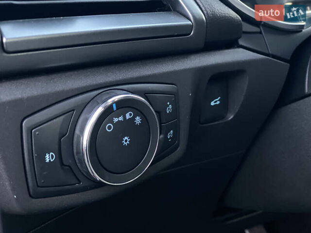 Коричневий Форд Фьюжен, об'ємом двигуна 2 л та пробігом 202 тис. км за 10500 $, фото 39 на Automoto.ua