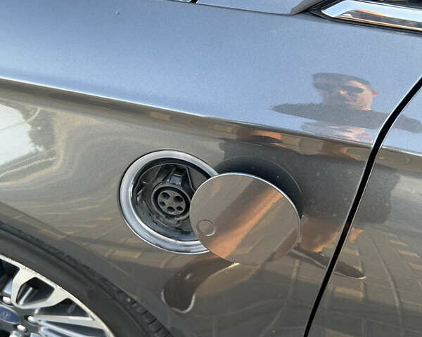 Коричневий Форд Фьюжен, об'ємом двигуна 2 л та пробігом 132 тис. км за 16900 $, фото 44 на Automoto.ua