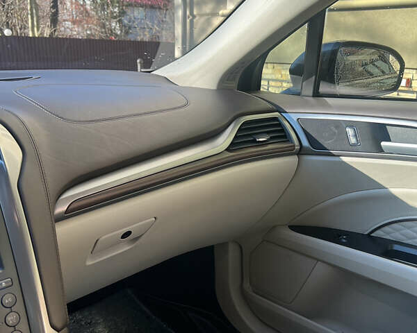 Коричневий Форд Фьюжен, об'ємом двигуна 2 л та пробігом 132 тис. км за 16900 $, фото 38 на Automoto.ua