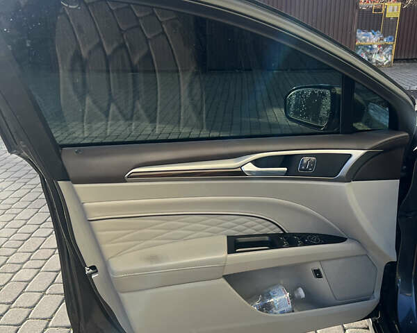 Коричневий Форд Фьюжен, об'ємом двигуна 2 л та пробігом 132 тис. км за 16900 $, фото 37 на Automoto.ua