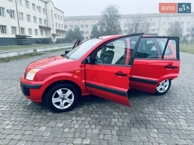 Червоний Форд Фьюжен, об'ємом двигуна 1.4 л та пробігом 170 тис. км за 4800 $, фото 9 на Automoto.ua