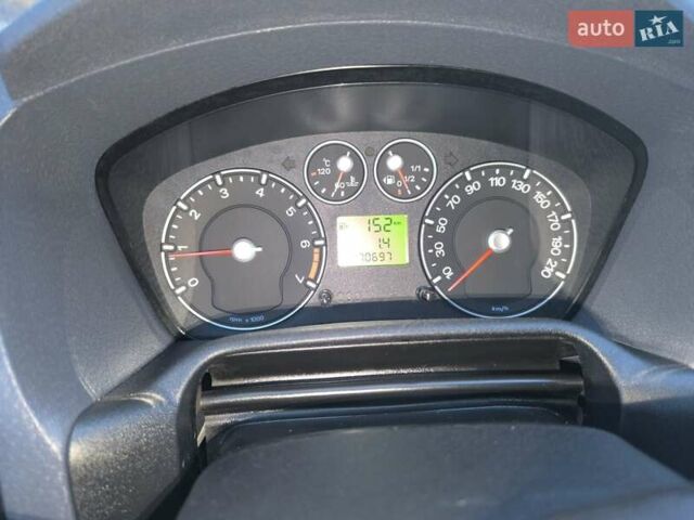 Форд Фьюжн 2006 в Теплике на Automoto.ua Красный Форд Фьюжн, объемом двигателя 1.4 л и пробегом 170 тыс. км за 5200 $, фото 14 на Automoto.ua