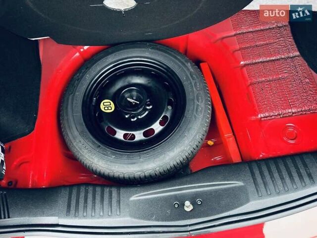 Червоний Форд Фьюжен, об'ємом двигуна 1.4 л та пробігом 170 тис. км за 4800 $, фото 18 на Automoto.ua