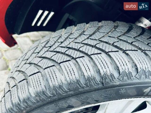 Червоний Форд Фьюжен, об'ємом двигуна 1.4 л та пробігом 170 тис. км за 4800 $, фото 13 на Automoto.ua