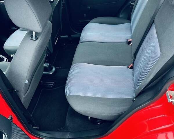 Червоний Форд Фьюжен, об'ємом двигуна 1.4 л та пробігом 170 тис. км за 4800 $, фото 8 на Automoto.ua