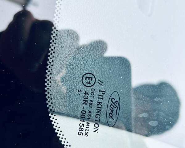 Червоний Форд Фьюжен, об'ємом двигуна 1.4 л та пробігом 170 тис. км за 4800 $, фото 17 на Automoto.ua