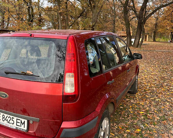 Красный Форд Фьюжн, объемом двигателя 1.4 л и пробегом 162 тыс. км за 3999 $, фото 5 на Automoto.ua