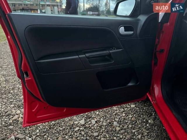 Красный Форд Фьюжн, объемом двигателя 1.4 л и пробегом 197 тыс. км за 4850 $, фото 22 на Automoto.ua