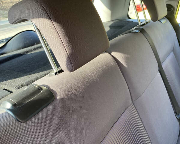 Форд Фьюжн 2007 в Львове на Automoto.ua Красный Форд Фьюжн, объемом двигателя 1.39 л и пробегом 104 тыс. км за 5499 $, фото 7 на Automoto.ua