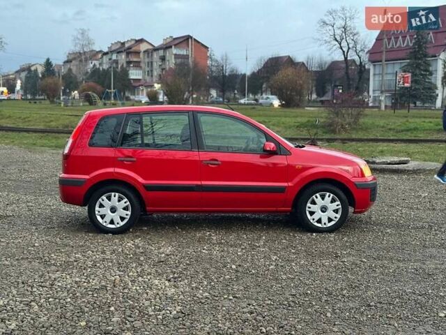 Красный Форд Фьюжн, объемом двигателя 1.4 л и пробегом 197 тыс. км за 4850 $, фото 10 на Automoto.ua