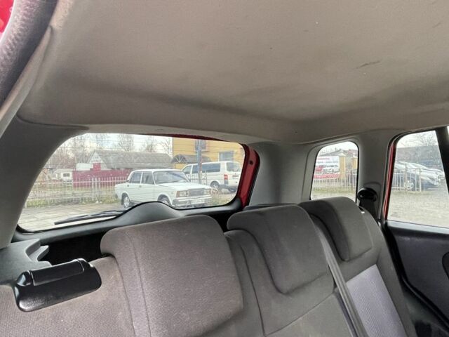 Червоний Форд Фьюжен, об'ємом двигуна 1.2 л та пробігом 210 тис. км за 3950 $, фото 21 на Automoto.ua