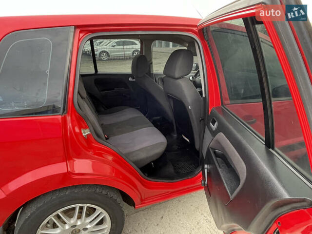 Червоний Форд Фьюжен, об'ємом двигуна 1.2 л та пробігом 210 тис. км за 3950 $, фото 12 на Automoto.ua