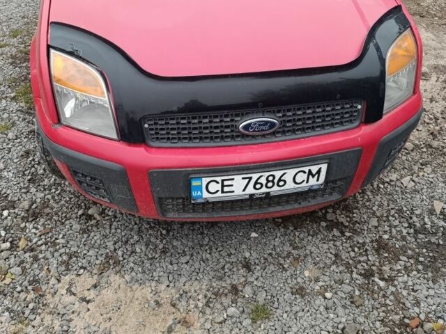 Красный Форд Фьюжн, объемом двигателя 1 л и пробегом 178 тыс. км за 3100 $, фото 6 на Automoto.ua