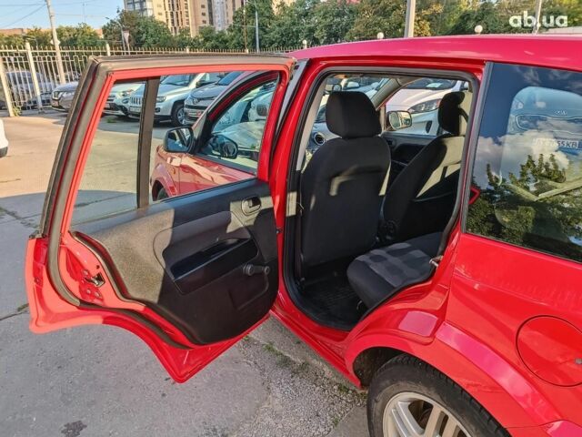 Форд Фьюжн 2011 в Харькове на Automoto.ua Красный Форд Фьюжн, объемом двигателя 1.4 л и пробегом 184 тыс. км за 5490 $, фото 10 на Automoto.ua