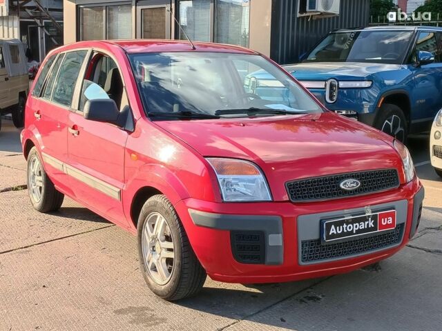 Форд Фьюжн 2011 в Харькове на Automoto.ua Красный Форд Фьюжн, объемом двигателя 1.4 л и пробегом 184 тыс. км за 5490 $, фото 4 на Automoto.ua