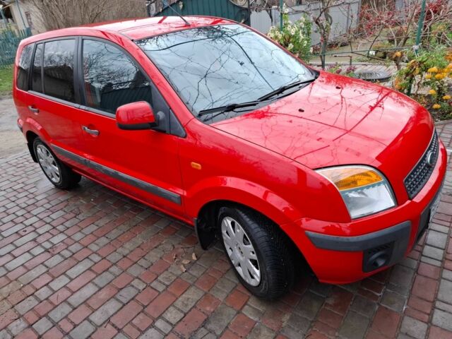 Червоний Форд Фьюжен, об'ємом двигуна 1.4 л та пробігом 2 тис. км за 5200 $, фото 1 на Automoto.ua