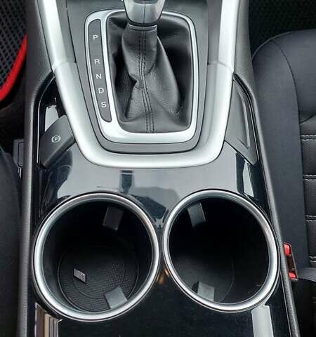 Червоний Форд Фьюжен, об'ємом двигуна 2.49 л та пробігом 280 тис. км за 8750 $, фото 21 на Automoto.ua