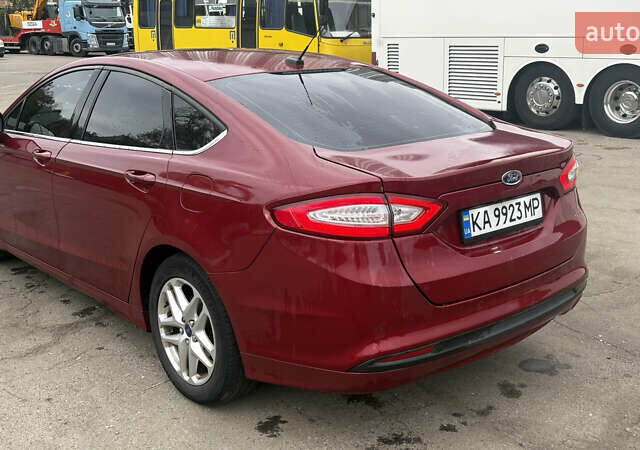 Червоний Форд Фьюжен, об'ємом двигуна 2.4 л та пробігом 200 тис. км за 8800 $, фото 10 на Automoto.ua