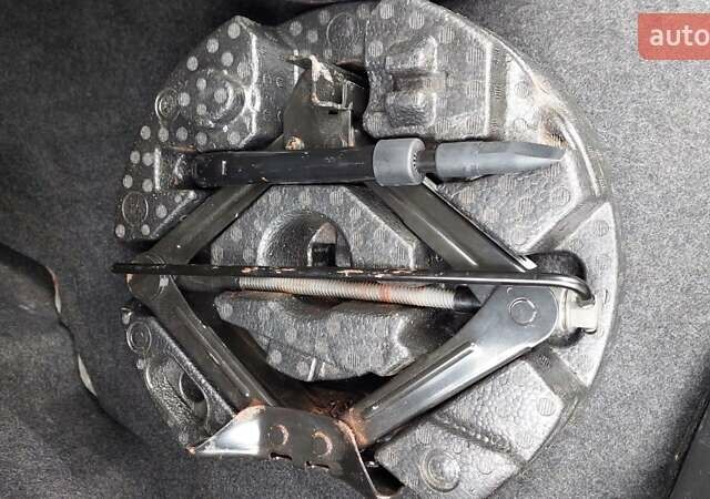 Червоний Форд Фьюжен, об'ємом двигуна 2.49 л та пробігом 280 тис. км за 8750 $, фото 29 на Automoto.ua