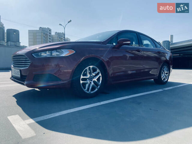 Красный Форд Фьюжн, объемом двигателя 2.5 л и пробегом 195 тыс. км за 8800 $, фото 3 на Automoto.ua
