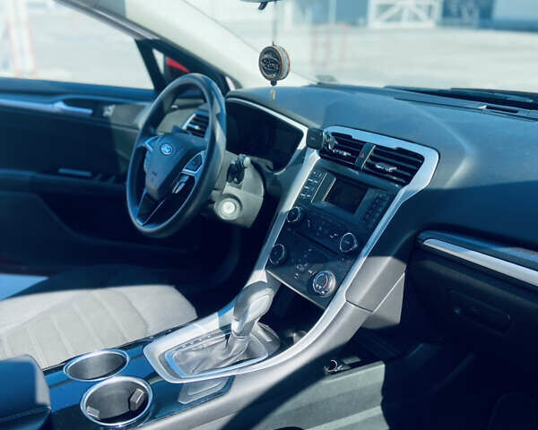 Красный Форд Фьюжн, объемом двигателя 2.5 л и пробегом 195 тыс. км за 8800 $, фото 17 на Automoto.ua