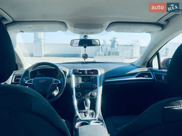 Красный Форд Фьюжн, объемом двигателя 2.5 л и пробегом 195 тыс. км за 8800 $, фото 15 на Automoto.ua