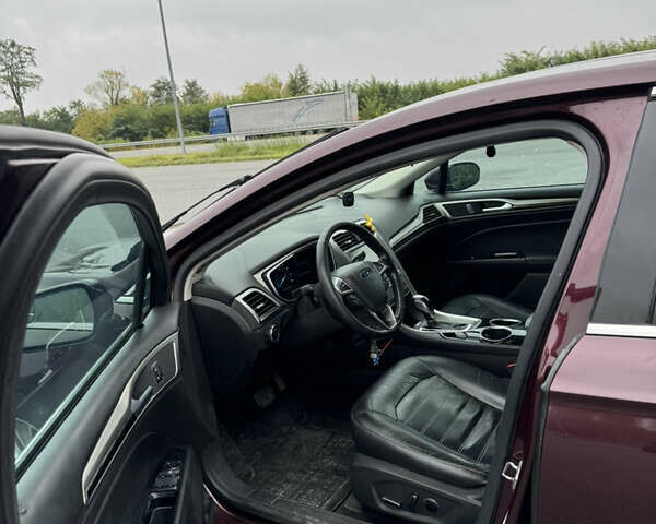 Красный Форд Фьюжн, объемом двигателя 2 л и пробегом 291 тыс. км за 8500 $, фото 11 на Automoto.ua