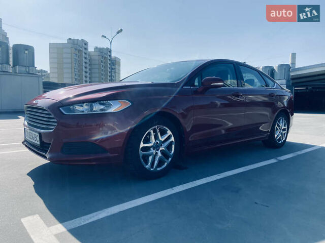 Красный Форд Фьюжн, объемом двигателя 2.5 л и пробегом 195 тыс. км за 8800 $, фото 4 на Automoto.ua