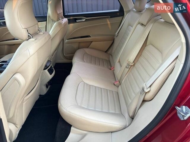 Червоний Форд Фьюжен, об'ємом двигуна 2 л та пробігом 172 тис. км за 10800 $, фото 10 на Automoto.ua