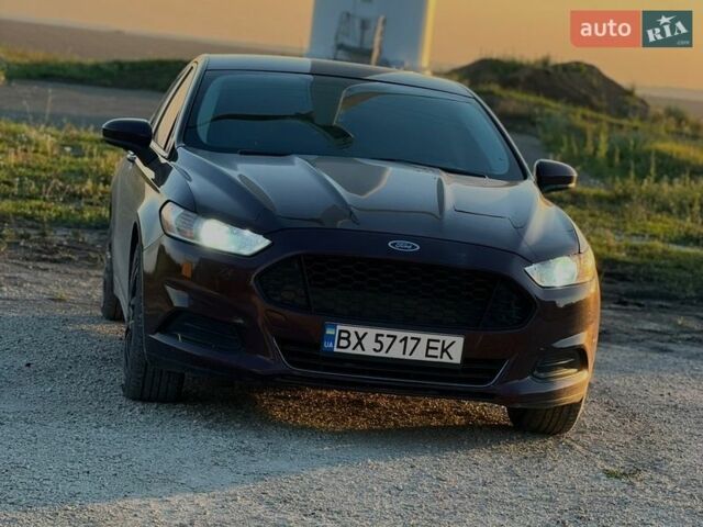 Красный Форд Фьюжн, объемом двигателя 2.49 л и пробегом 215 тыс. км за 8300 $, фото 11 на Automoto.ua