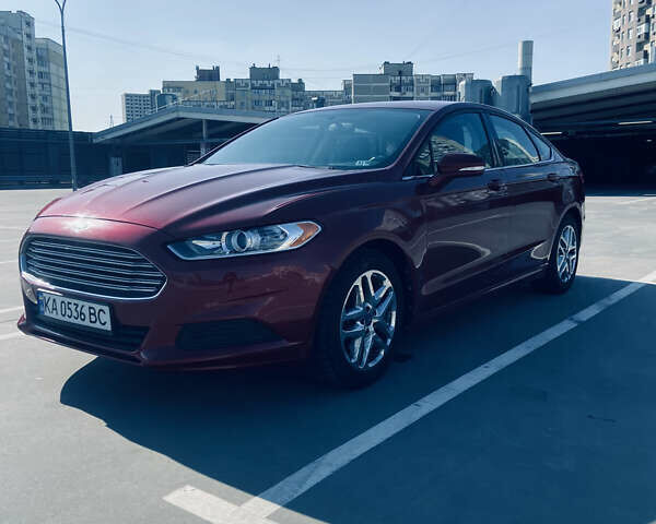 Красный Форд Фьюжн, объемом двигателя 2.5 л и пробегом 195 тыс. км за 8800 $, фото 2 на Automoto.ua