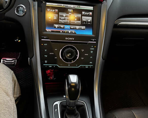 Червоний Форд Фьюжен, об'ємом двигуна 2 л та пробігом 169 тис. км за 10900 $, фото 15 на Automoto.ua