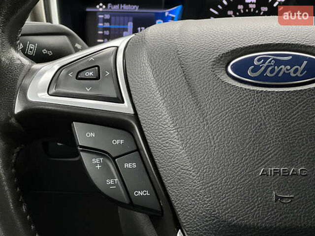 Форд Фьюжен 2013 у Львові на Automoto.ua Червоний Форд Фьюжен, об'ємом двигуна 2 л та пробігом 141 тис. км за 11750 $, фото 10 на Automoto.ua