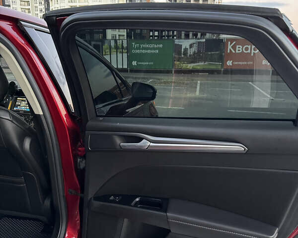 Червоний Форд Фьюжен, об'ємом двигуна 2 л та пробігом 169 тис. км за 10900 $, фото 23 на Automoto.ua