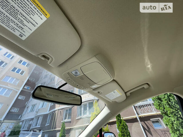 Красный Форд Фьюжн, объемом двигателя 1.5 л и пробегом 132 тыс. км за 8990 $, фото 24 на Automoto.ua