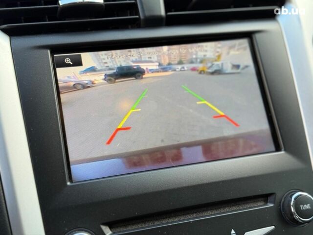 Червоний Форд Фьюжен, об'ємом двигуна 2 л та пробігом 209 тис. км за 8940 $, фото 26 на Automoto.ua