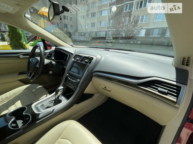 Красный Форд Фьюжн, объемом двигателя 1.5 л и пробегом 132 тыс. км за 8990 $, фото 39 на Automoto.ua