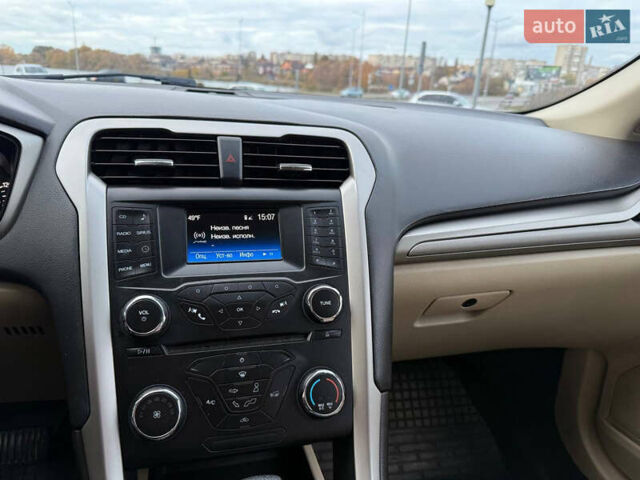 Червоний Форд Фьюжен, об'ємом двигуна 2.49 л та пробігом 220 тис. км за 9800 $, фото 16 на Automoto.ua