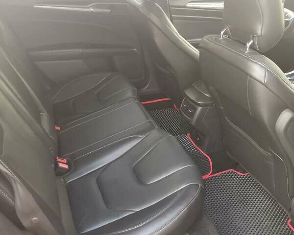 Червоний Форд Фьюжен, об'ємом двигуна 2 л та пробігом 167 тис. км за 10000 $, фото 13 на Automoto.ua