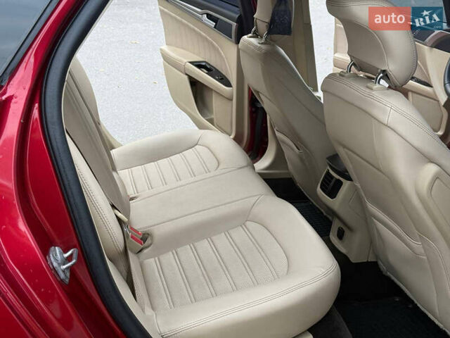Червоний Форд Фьюжен, об'ємом двигуна 2.49 л та пробігом 220 тис. км за 9800 $, фото 12 на Automoto.ua